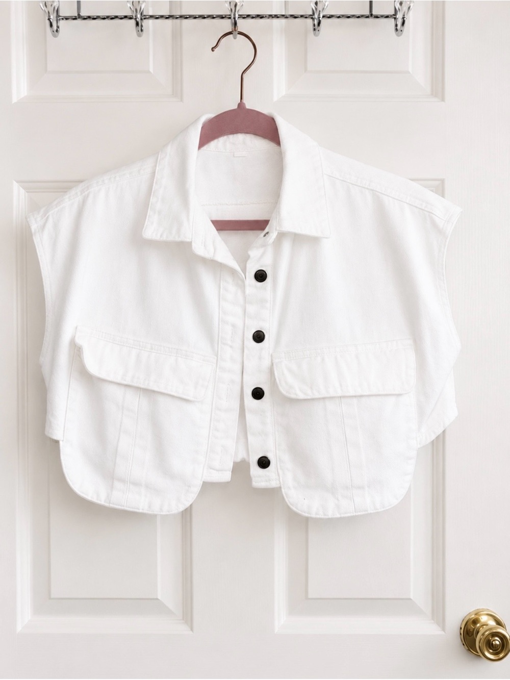 Cropped White Button-Front Utility Vest